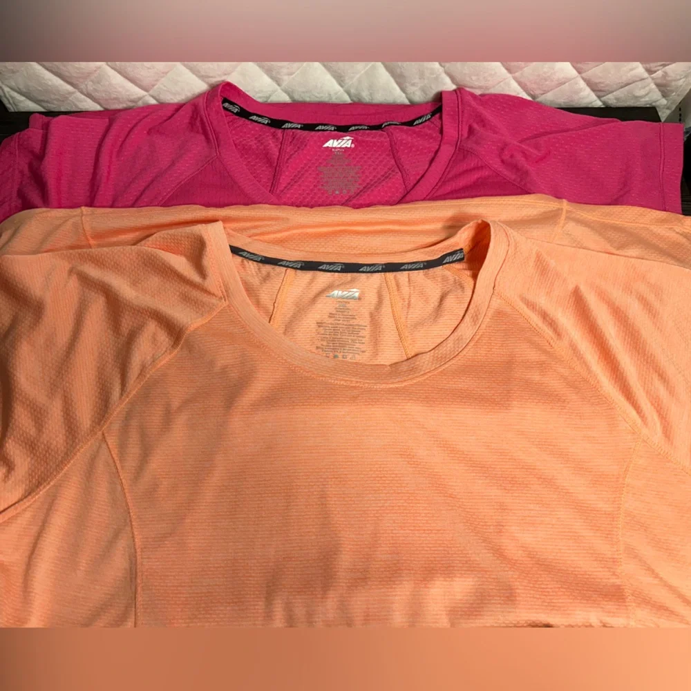 2 GUC Women’s Avia Athletic Workout Tops Bundle Lot Short Sleeve size 2X - Picture 1 of 2